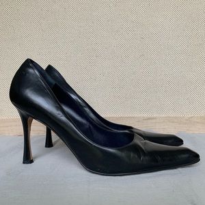 Manolo Blahnik Black Leather Pumps